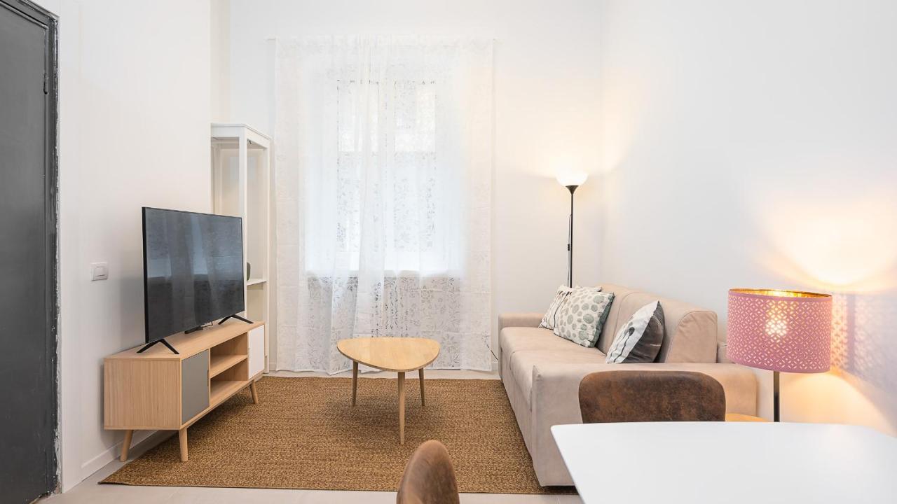 Classbnb - Due Moderni Appartamenti A 1Km Dall'Arco Della Pace 米兰 外观 照片